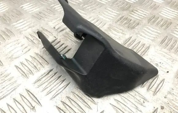 Lexus CT 200H Rear seat rail trim cover 7215776010