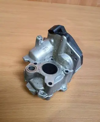 Infiniti Q50 EGR valve A6511400360 A2C53238576