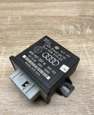 Audi A3 S3 8P Light module LCM 8P0907357H