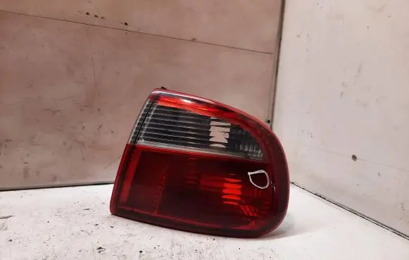 Seat Toledo II (1M) Rear/tail lights 1M5945096B