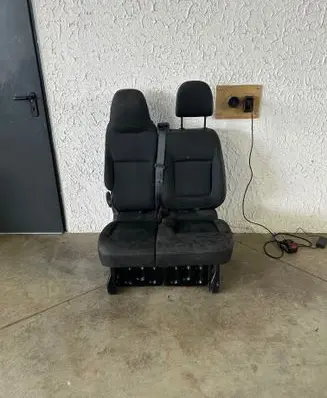 Opel Vivaro Front double seat 