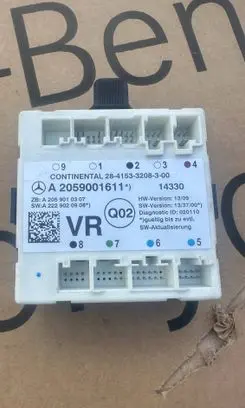 Mercedes-Benz C W205 Door control unit/module A2059001611