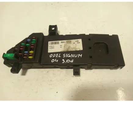 Opel Signum Fuse box set 13120953 161498