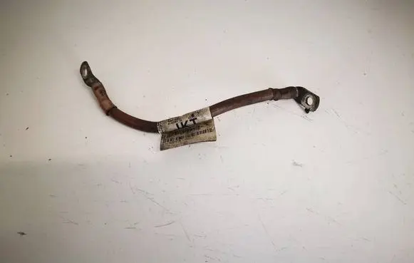Opel Astra H Positive cable (battery) 13136384