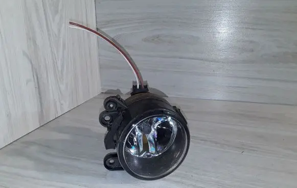 Volkswagen Golf V Front fog light 084412037R
