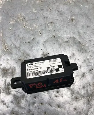 BMW 3 F30 F35 F31 Antenna control unit 9397846