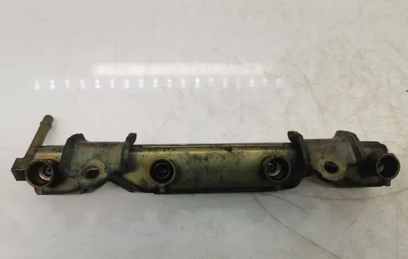 Fuel main line pipe