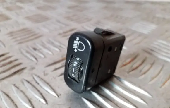 Mercedes-Benz Sprinter W901 W902 W903 W904 Headlight level height control switch 0005444831