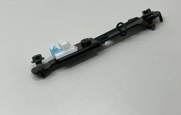 Hyundai Tucson TL Seat belt adjustment rail 88890D7000