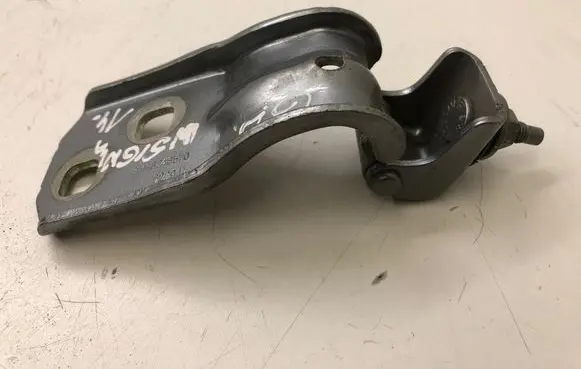 Opel Insignia A Tailgate/trunk/boot hinge 13246570