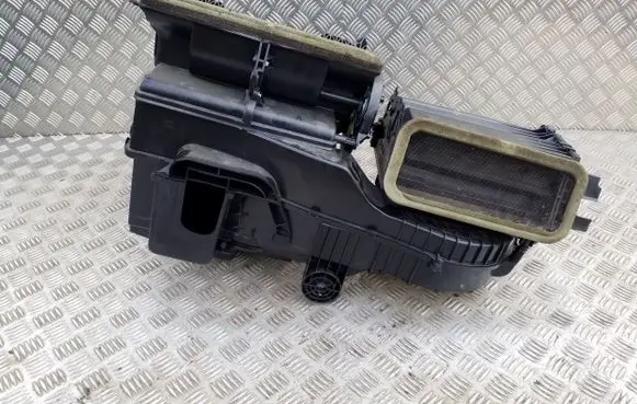 Opel Ampera Interior heater climate box assembly housing 22910702
