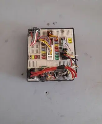 Renault Espace IV Fuse module 284B6441R