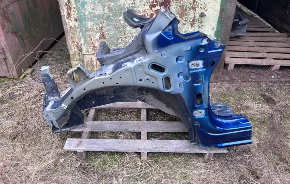 Nissan Leaf II (ZE1) Front quarter panel G51115SAMA