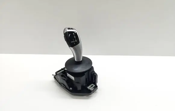 BMW 5 E60 E61 Gear shifter/selector 9191207 919120701 033810109
