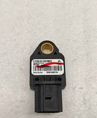 Mitsubishi Outlander Airbag deployment crash/impact sensor 8651A001 TBZME1658ZD194