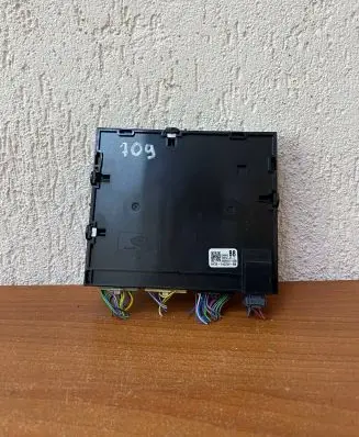 Land Rover Discovery 5 Other control units/modules HY3214C239BB