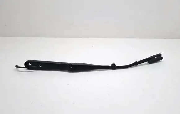 Opel Astra L Front wiper blade arm 3392126660