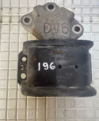 Citroen C4 Grand Picasso Engine mount bracket 9682026780