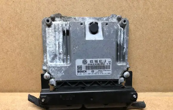 Volkswagen PASSAT B6 Engine control unit/module 03G906021LR