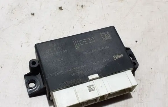 Opel Combo E Parking PDC control unit/module 9832121280