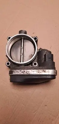 BMW 5 E60 E61 Throttle valve 7516946