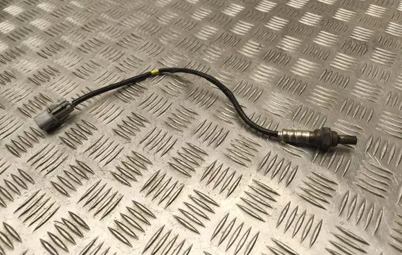 Hyundai Tucson JM Lambda probe sensor 3921037543