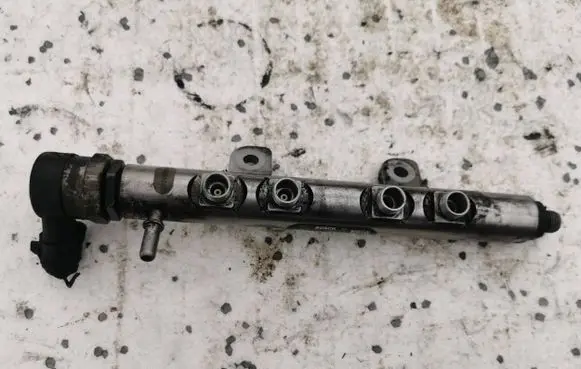 Jaguar XF Fuel main line pipe 9X2Q9D280EA 012535