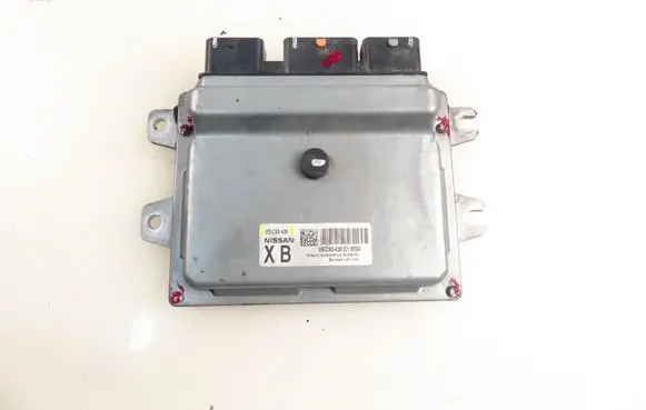 Nissan Qashqai Engine control unit/module MEC93430