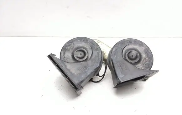 Volvo XC90 Horn signal 31111192