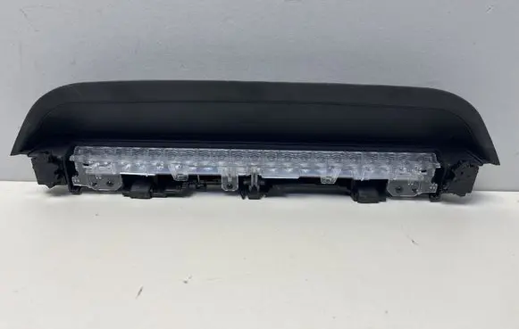 BMW 3 G20 G21 Third/center stoplight 7420462