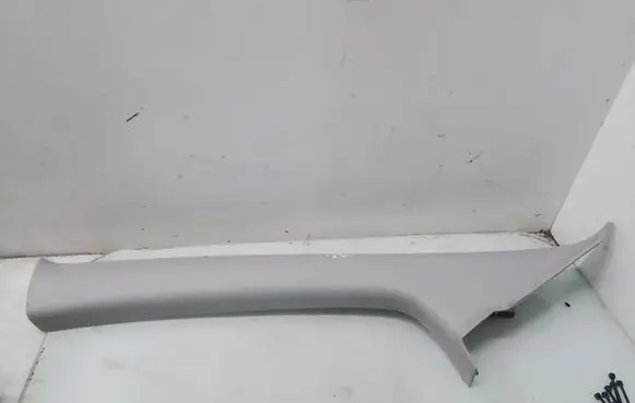 Ford Focus (A) pillar trim