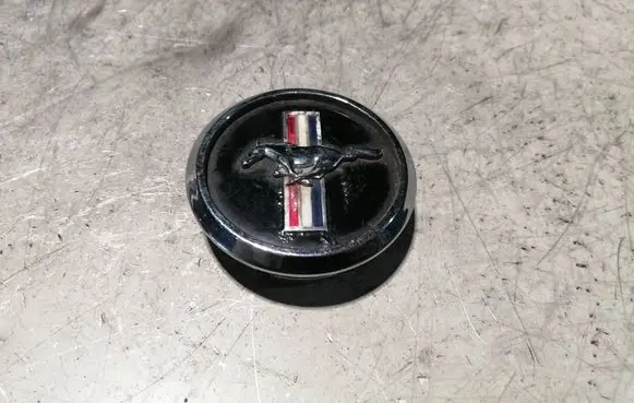 Ford Mustang V Original wheel cap 5W1J1A096BA BR331A096BA