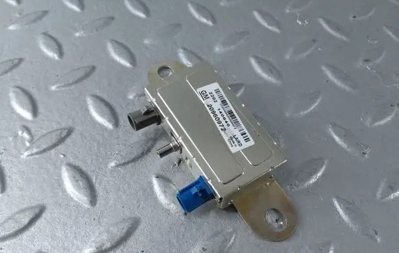Cadillac XTS Aerial antenna amplifier 20960972