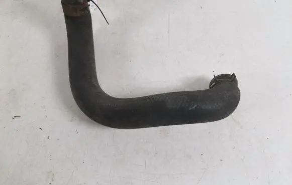 Toyota Corolla Verso E121 Engine coolant pipe/hose 16572-22070