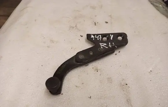 Mercedes-Benz Vito Viano W447 Sliding door upper roller guide/hinge 1477600147