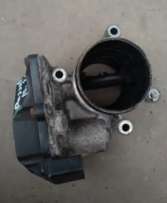 Volkswagen PASSAT B7 Throttle valve 03L128063R