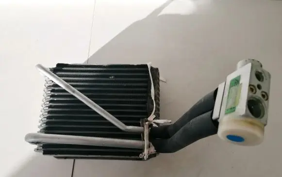 Toyota Corolla E120 E130 A/C cooling radiator (condenser)