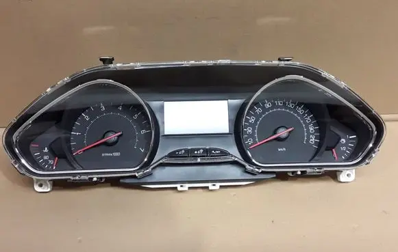 Peugeot 208 Speedometer (instrument cluster) 9673777580