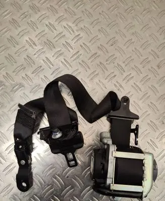 Volvo V60 Front seatbelt 616155700 012L0000