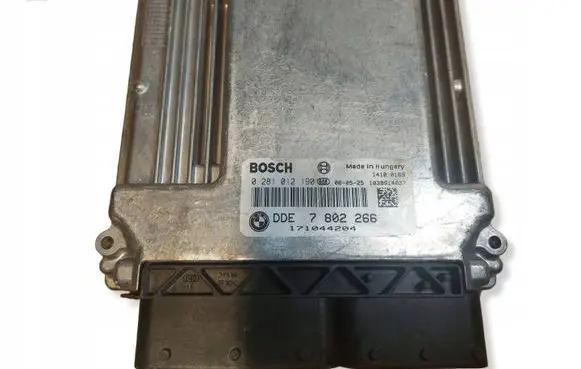 BMW 5 E60 E61 Engine control unit/module ECU 0281012190 7802266