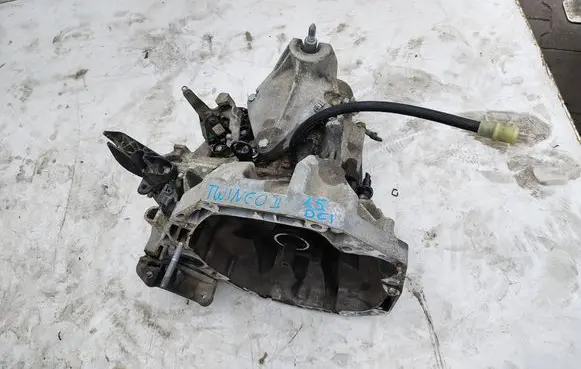 Renault Twingo II Manual 5 speed gearbox JR5308