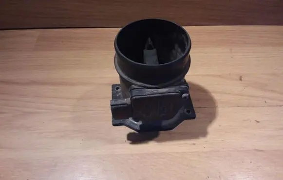 Nissan Primera Mass air flow meter 226802J200 AFH7014