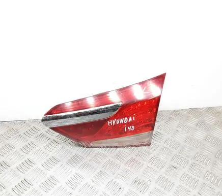 Hyundai i40 Tailgate rear/tail lights 924043Z001 6462A045048