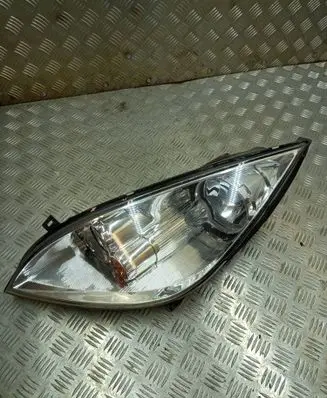 Mitsubishi Colt Headlight/headlamp