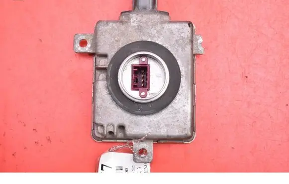 Mitsubishi ASX Voltage converter/converter module 