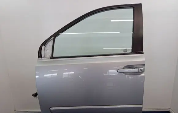 KIA Carnival Front door