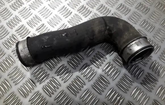 Volkswagen Golf Plus Air intake hose/pipe