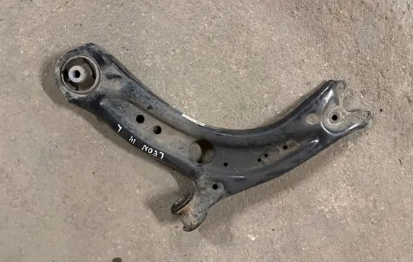 Seat Leon (5F) Front control arm 5Q0407151AC