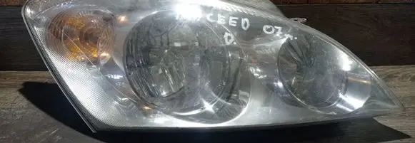 KIA Ceed Headlight/headlamp 921021H000