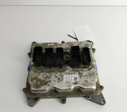 BMW X5 F15 Engine control unit/module 8697391 0261S18911